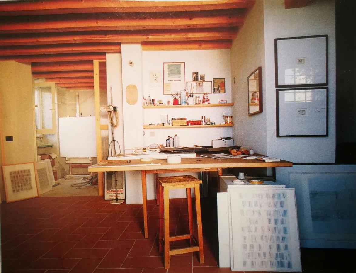 Cottage La Casa Del Pittore Reggimonti Bagian luar foto