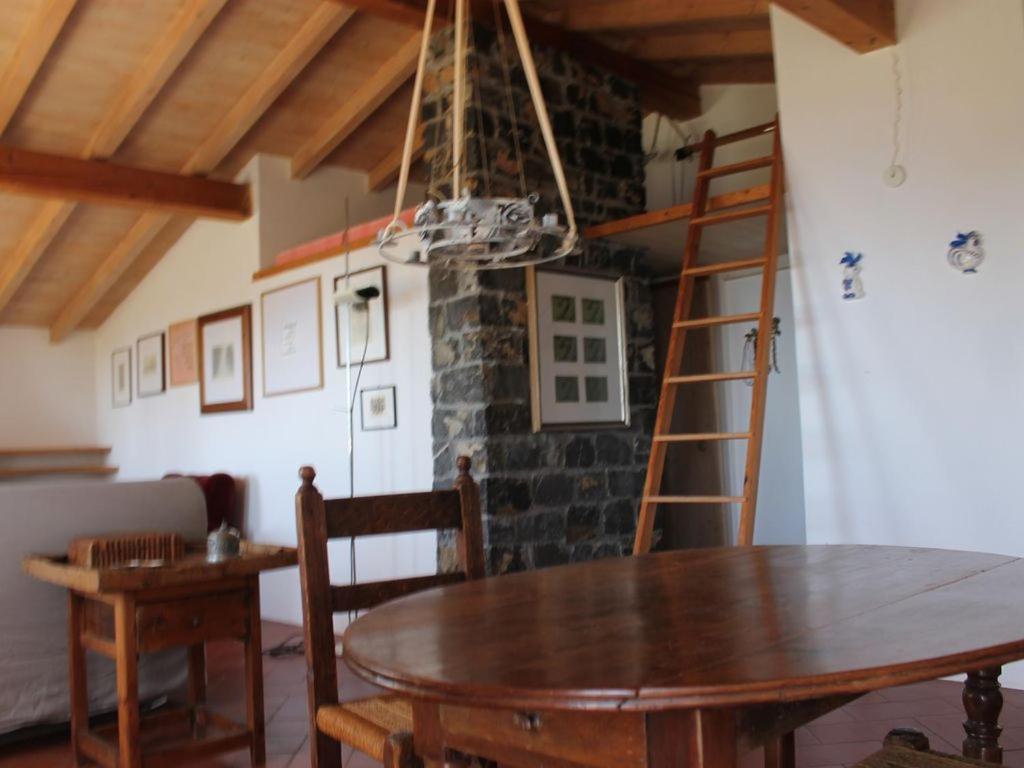 Cottage La Casa Del Pittore Reggimonti Bagian luar foto