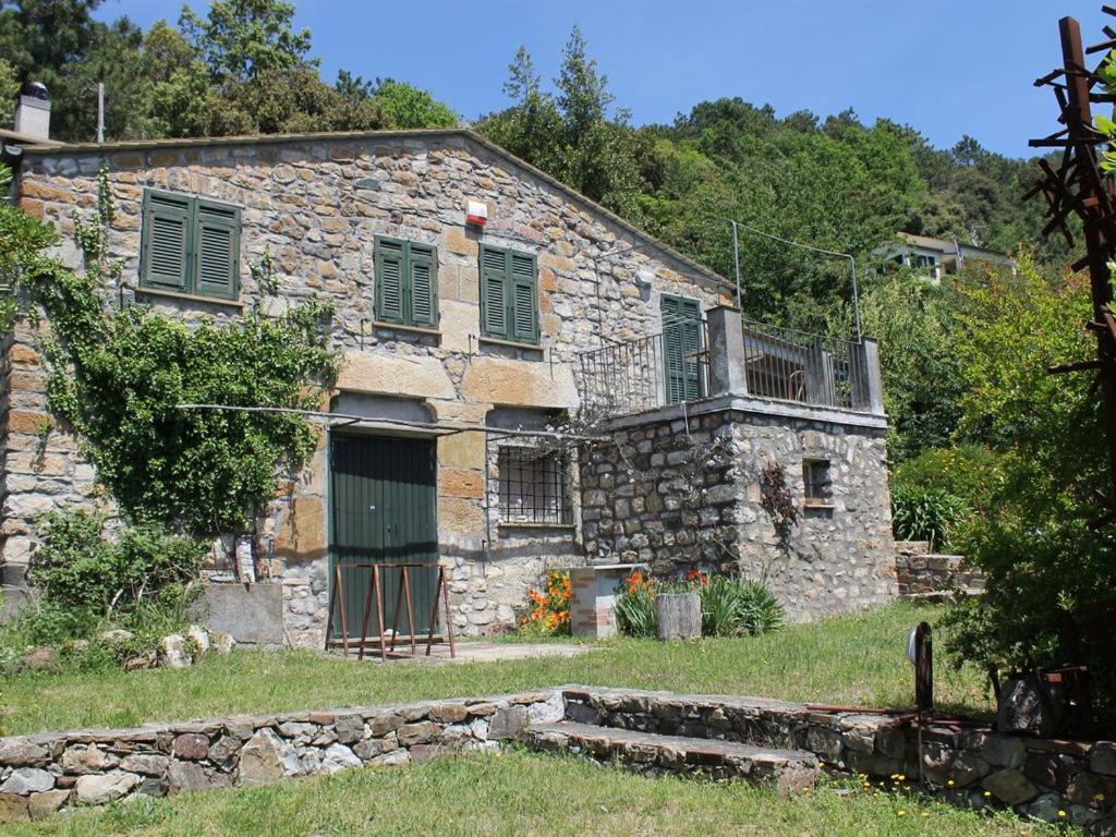 Cottage La Casa Del Pittore Reggimonti Bagian luar foto