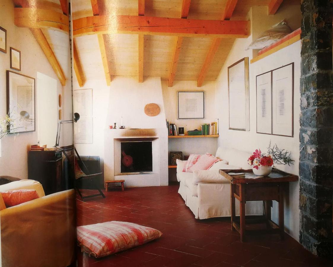 Cottage La Casa Del Pittore Reggimonti Bagian luar foto